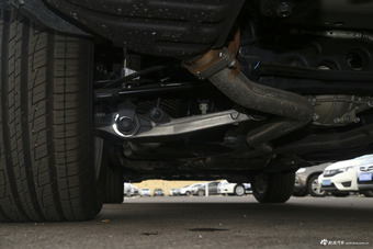 2017款大切诺基3.6L自动精英导航版