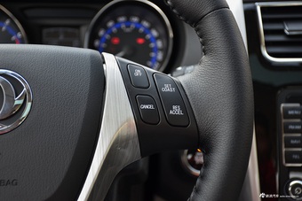 2016款风行S500 1.6L自动尊贵型