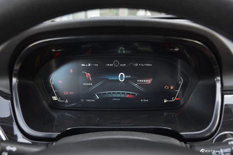 2017款北汽威望 M50f 1.3T手动豪华型（红）