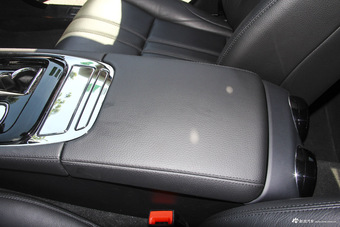 2015款捷豹XJL 3.0L自动SC两驱尊享商务版