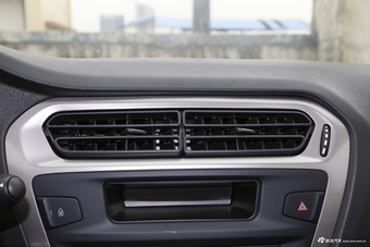 2014款东风标致301 1.6L手动舒适版CNG