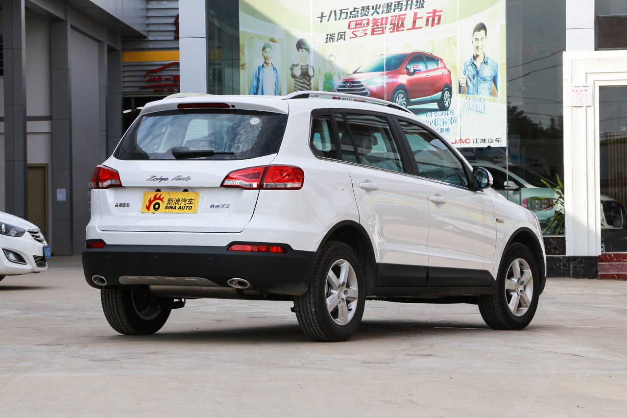 2016款大迈X5 1.5T手动豪华7座型 国五 萨丁白