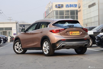 2017款英菲尼迪QX30 1.6T自动两驱运动版