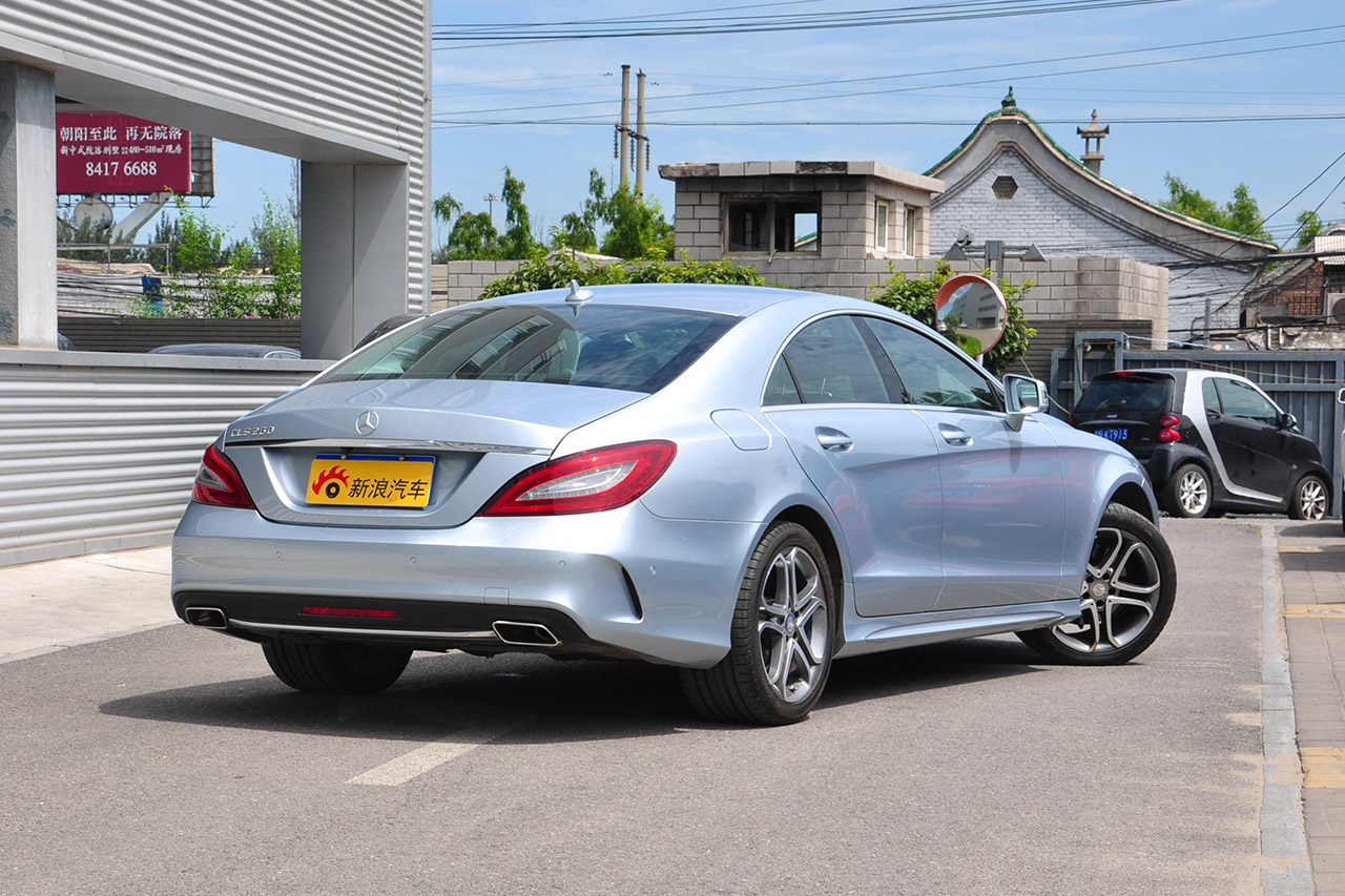 2016款奔驰CLS 260 2.0T自动逸彩版