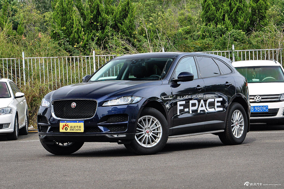 2018款捷豹F-PACE 2.0T自动四驱都市尊享版
