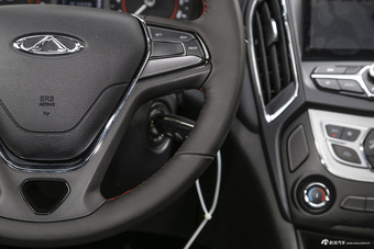 2016款艾瑞泽5 1.5L手动领锐版 秀色金