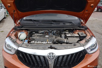 2016款中华V3 1.5T自动旗舰型图片