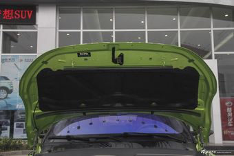 2015款陆风X7 2.0T自动全景旗舰版