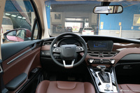 2018款君马S70 1.5T手动舒适型