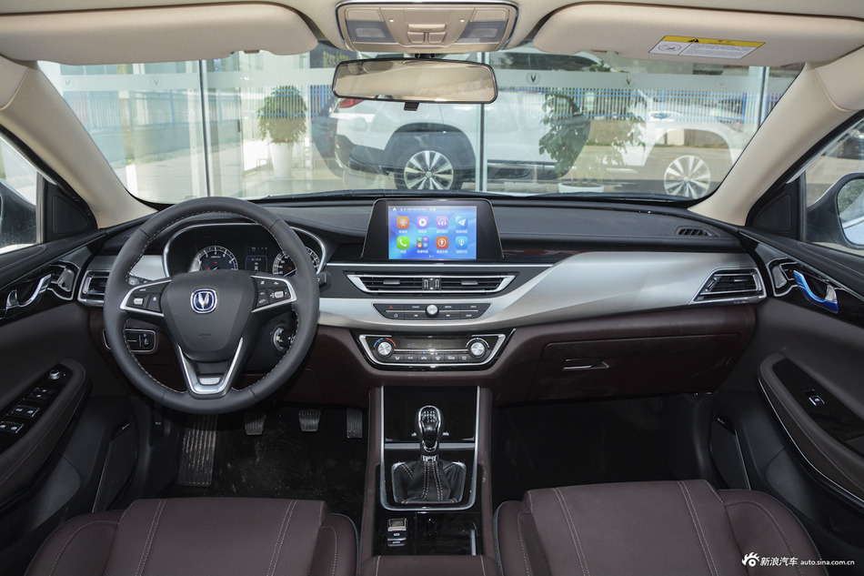 2018款睿骋CC1.5T手动典雅型