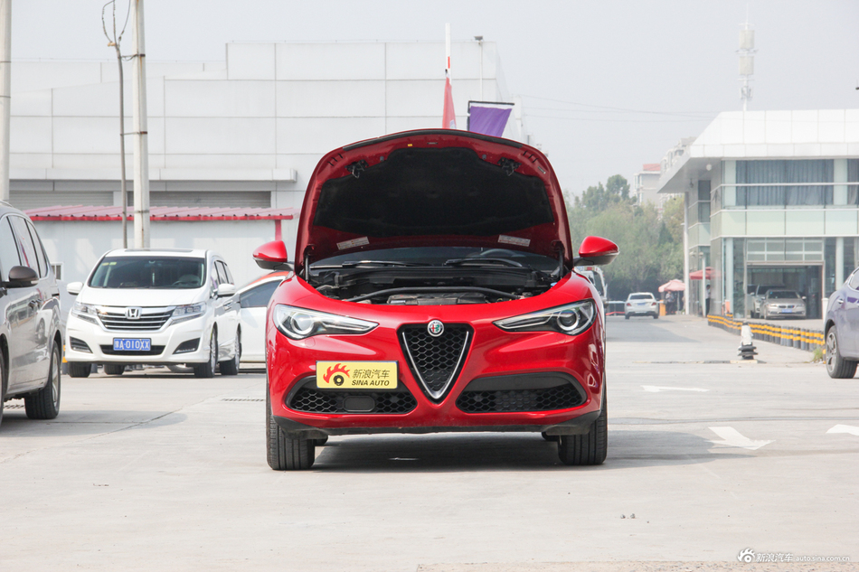  2017款Stelvio 2.0T 280HP自动豪华版