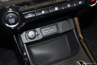 2018款凯翼X3 1.6L自动智享版