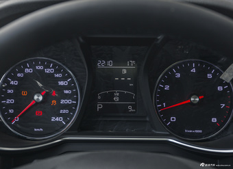 2018款名爵6 1.5T自动20T精英智联版 