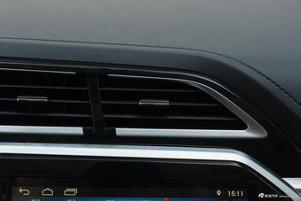 2018款海马S5青春版 1.6L自动旗舰定制版