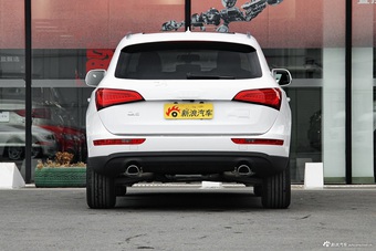 2017款奥迪Q5 2.0T自动40TFSI舒适型