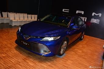 2018款凯美瑞2.5L 混动版