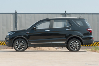 2017款长安CX70T改款 1.5T自动尊擎版