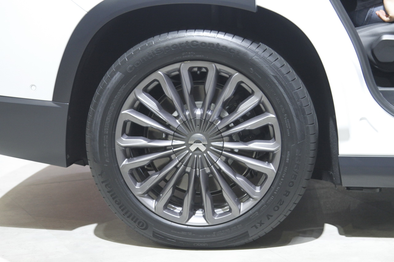 2018广州车展实拍：蔚来ES8新能源