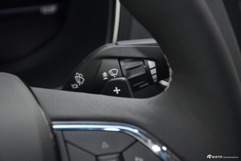 2017款福特金牛座 1.5T 自动EcoBoost 180 豪华型