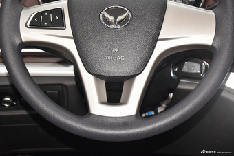 2017款幻速H3 1.5L手动舒适天窗版