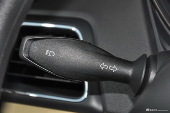 2017款福睿斯1.5L手动舒适型