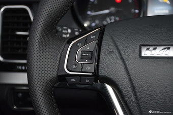 2017款哈弗H6 Coupe 2.0T手动两驱精英型红标