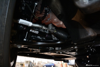 2017款标致4008 1.8T自动380THP豪华GT版 双色定制版