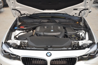 2019款宝马3系GT 2.0L自动320i时尚型