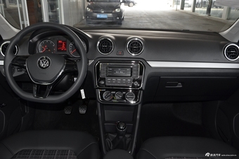 2017款大众捷达1.4L手动舒适型