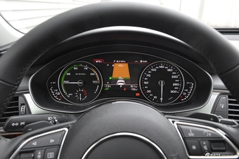 2018款奥迪A6L 40 e-tron