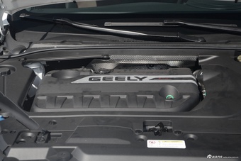 2017款吉利帝豪GL 1.3T手动精英型 墨玉黑