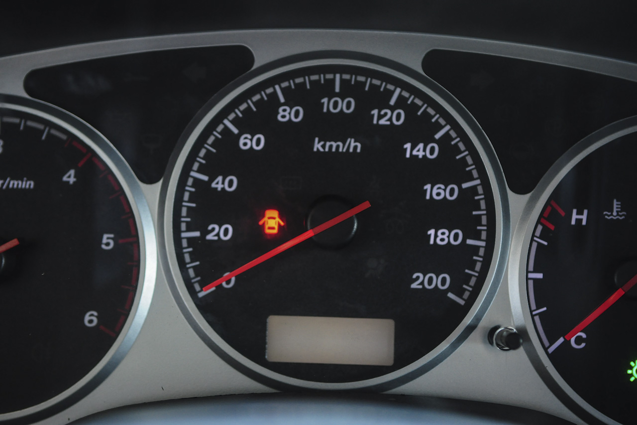 2014款瑞铃2.5T手动标准型标双排4B2-95C43