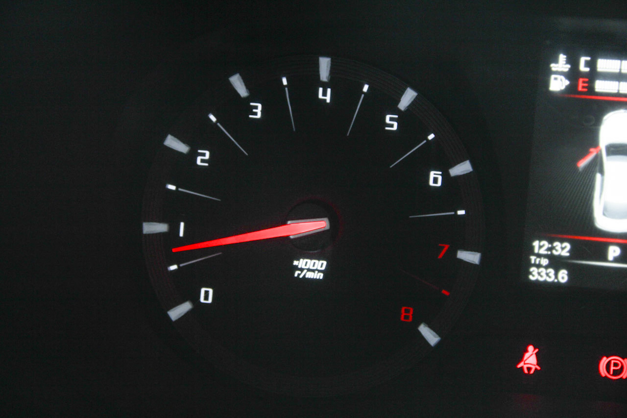 2016款传祺GA6 1.5T自动豪华版235T