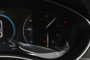 2018款众泰Z700H 1.8T DCT尊享型