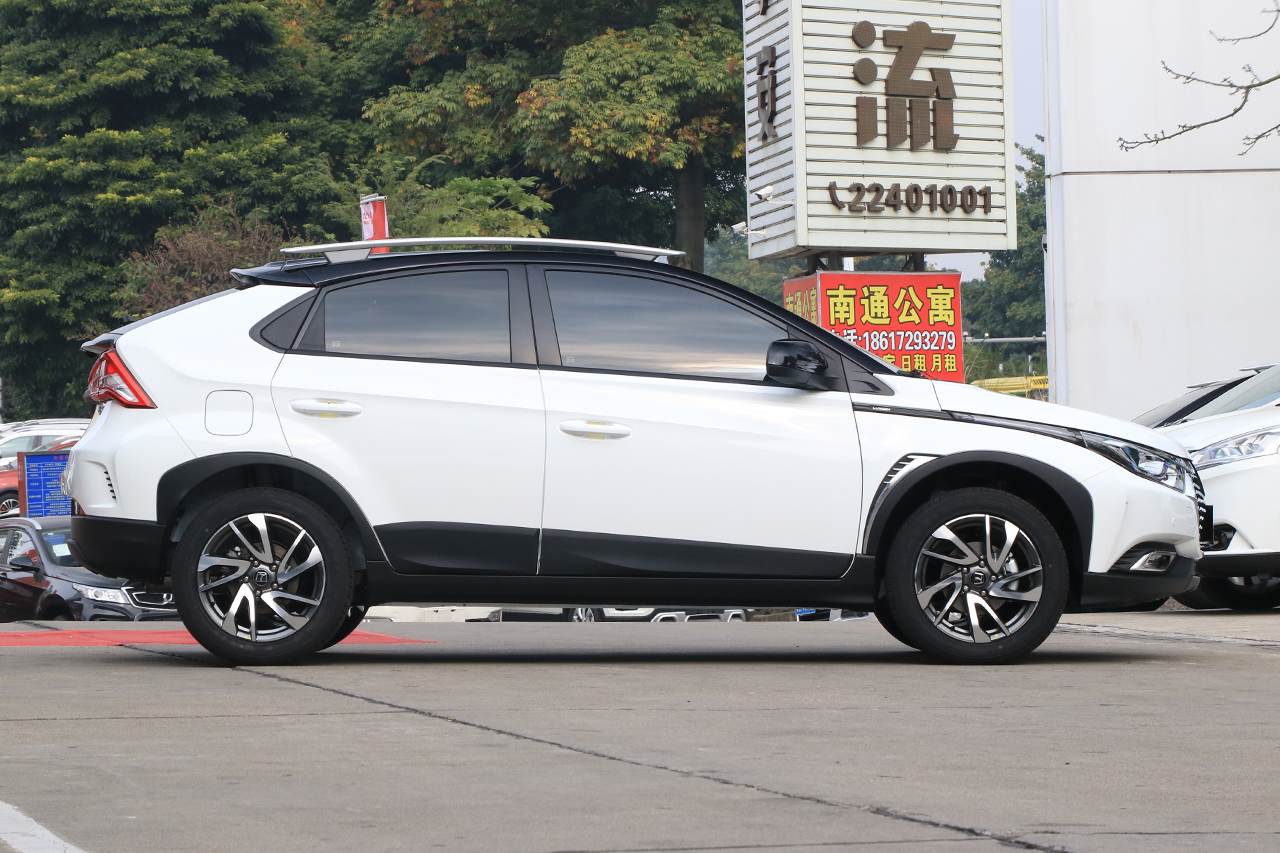 2017款纳智捷 U5 SUV 1.6L手动名士版