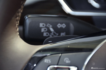 2016款大众辉昂 2.0T 自动380TSI 两驱至尊版