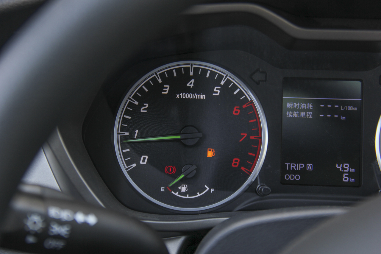 2017款海马M3 1.5L手动豪华型