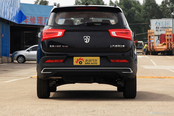 2017款宝骏560 1.5T DCT尊享型