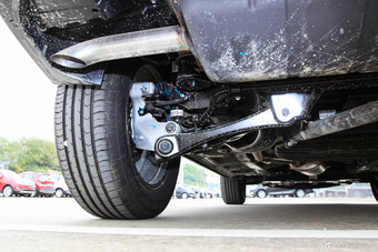 2017款宝骏560 1.5T DCT尊享型