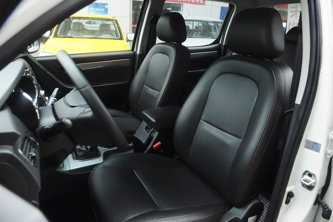 2015款 帅铃T6 2.0L汽油新锐型HFC4GA3-3D