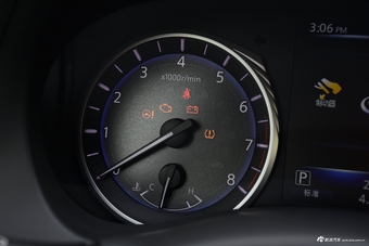 2017款英菲尼迪Q60 2.0T自动豪华版