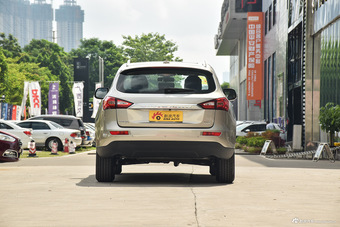 2015款众泰T600 1.5T手动尊贵型 典雅金