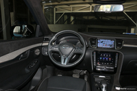 2018款英菲尼迪QX50 2.0T自动四驱豪华版