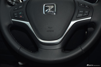 2015款众泰Z500 1.5T 自动豪华型 慕尼黑