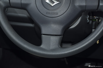 2014款雨燕1.5L自动时尚型