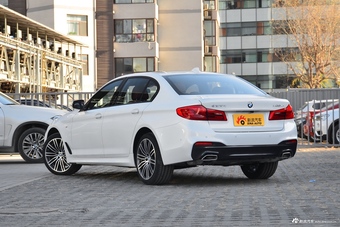 2019款宝马5系2.0T自动530Li 尊享型M运动套装
