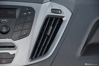 2017款新全顺2.0T中轴中顶汽油Gas 5/6座Kombi国5