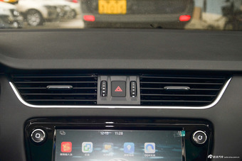 2018款明锐旅行版1.2T TSI230 DSG豪华版