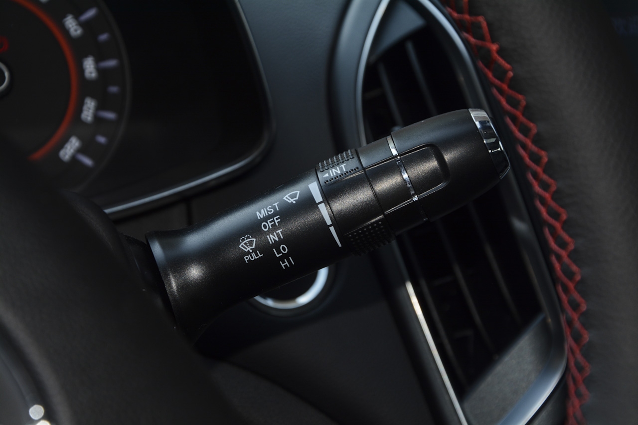 2018款艾瑞泽5 1.5L手动致敬青春版