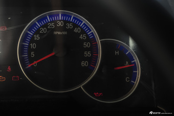 2016款战旗2.0L手动角斗士豪华型 国IV